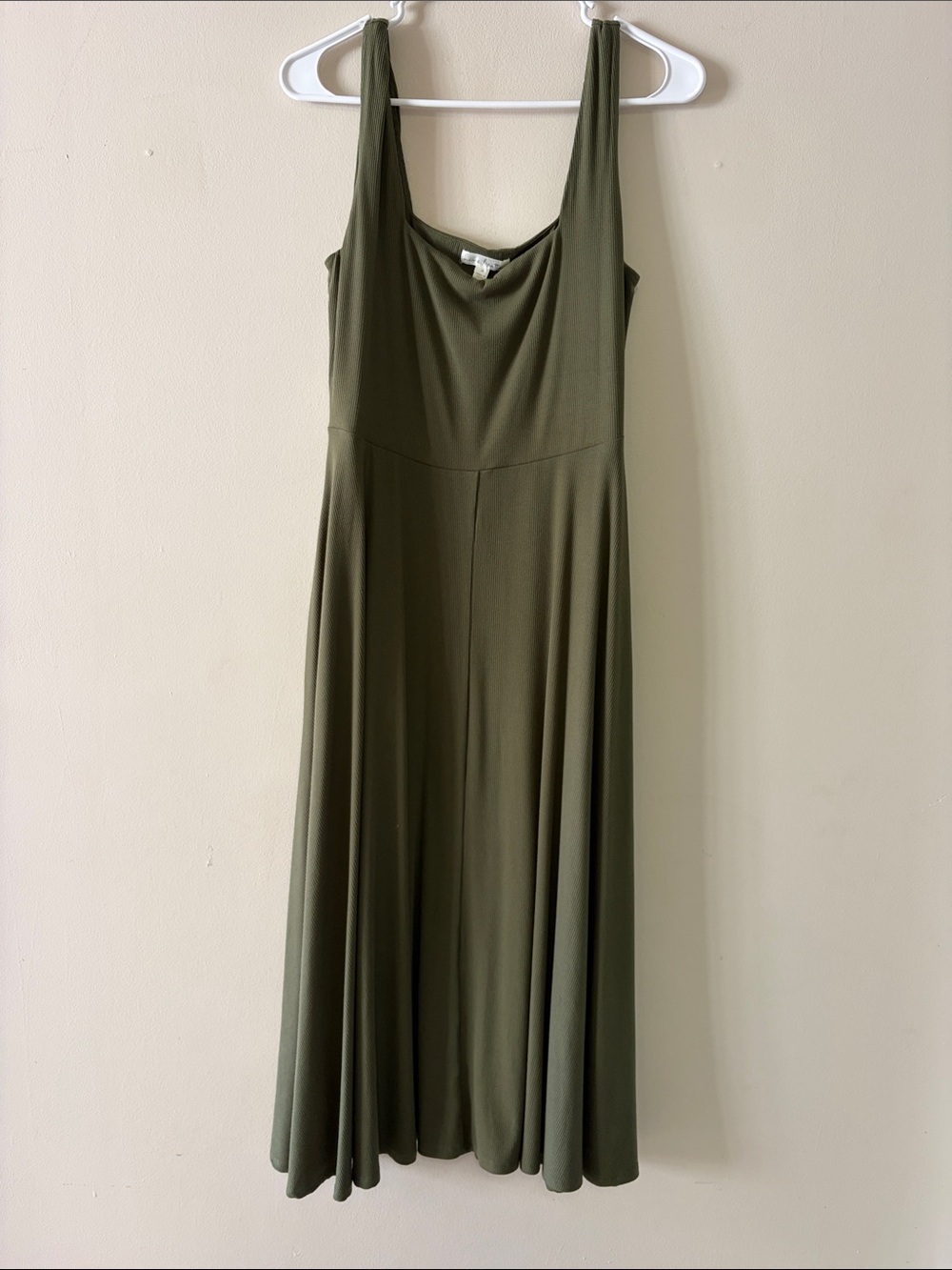 nine britton Olive Green Midi Dress with Flowy Skirt
